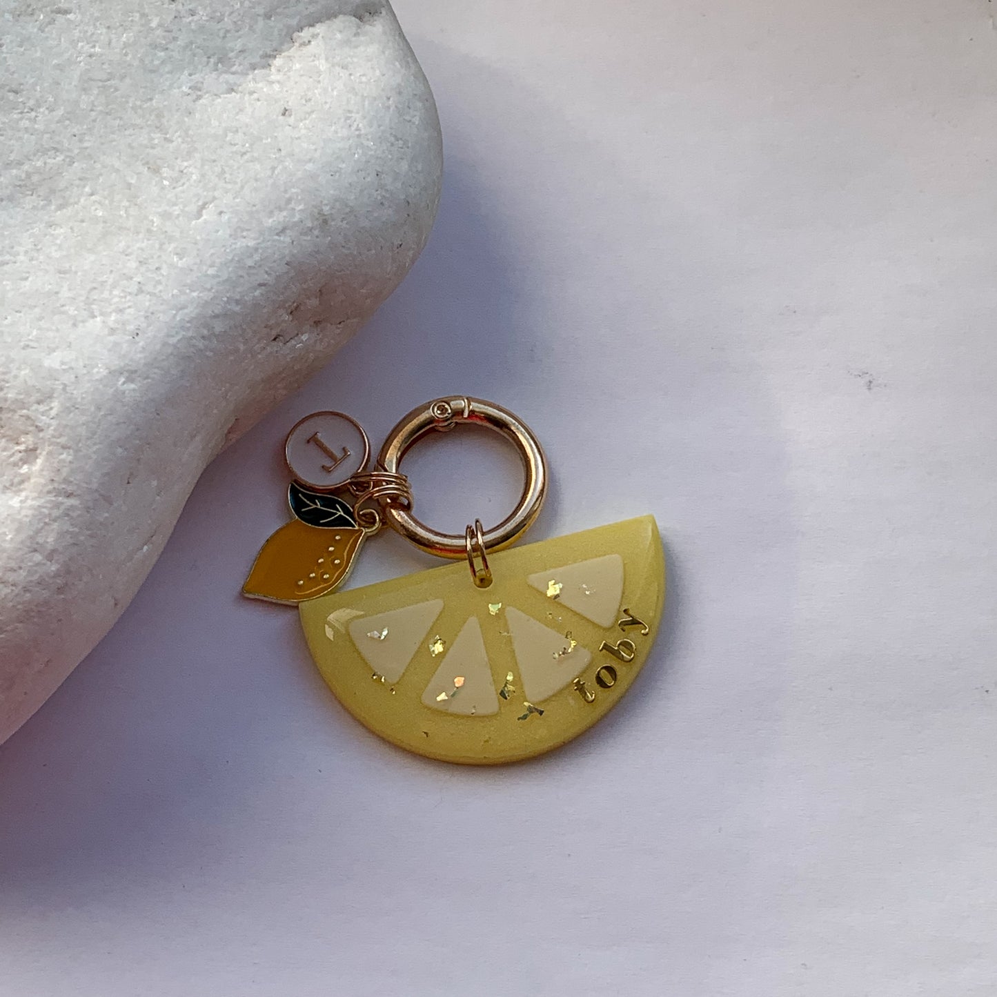 Limoncello - egyedi epoxy kutyabiléta
