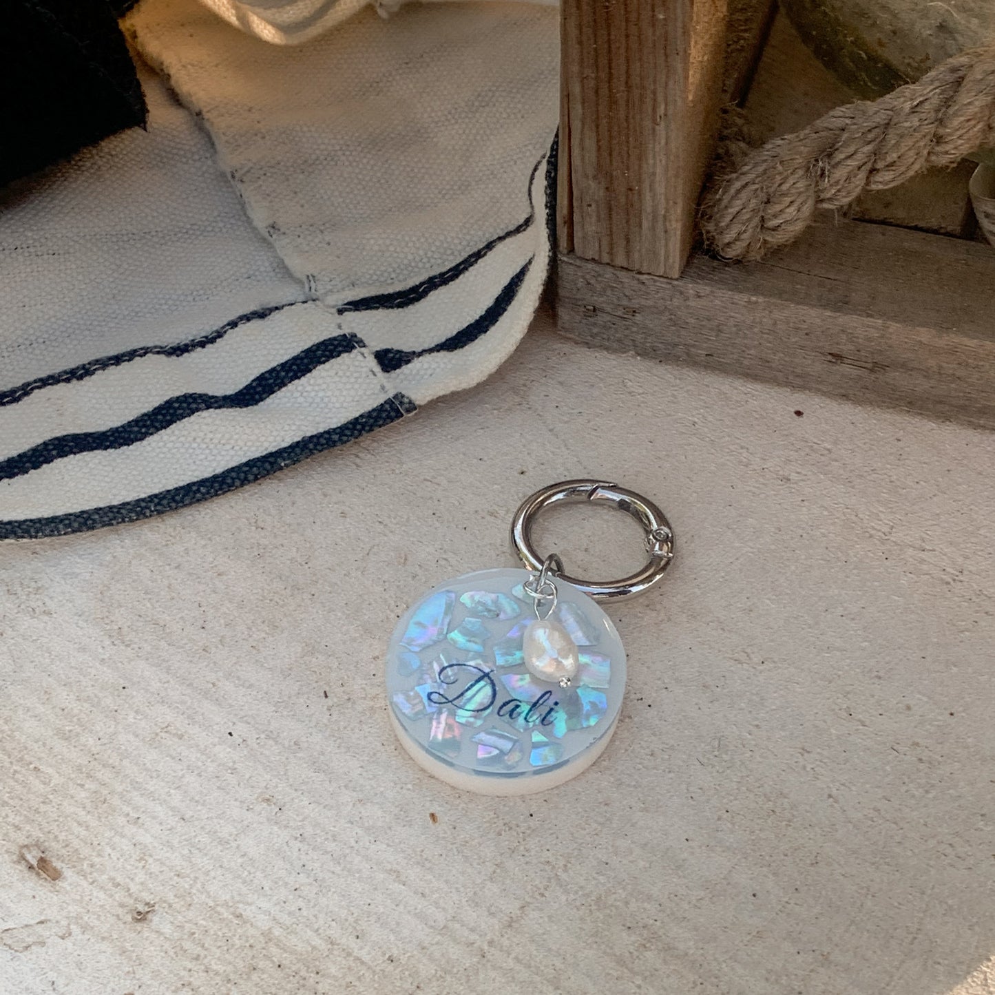 Deep magic large blue- egyedi epoxy kutyabiléta