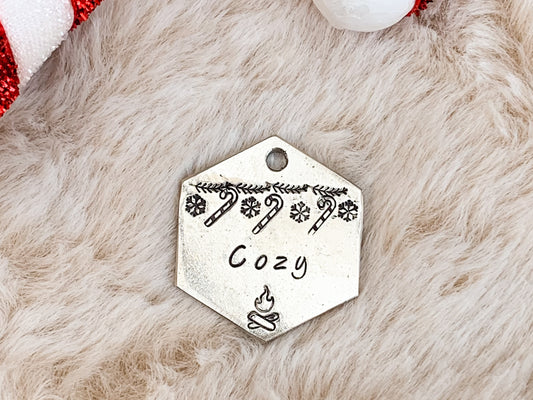 Moxy tags - Cozy -  kézzel készült egyedi kutyabiléta
