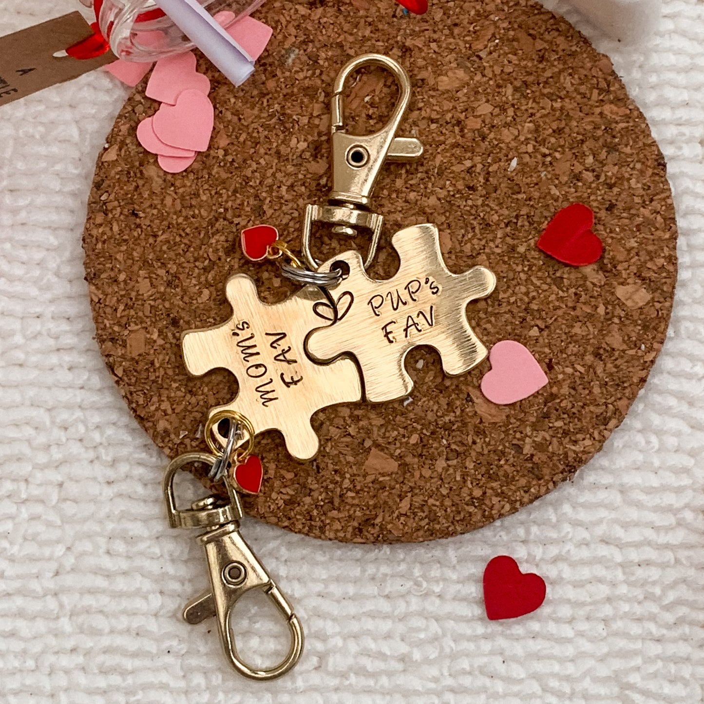 Moxy tags - You and Me -  kézzel készült egyedi kutyabiléta + kulcstartó szett